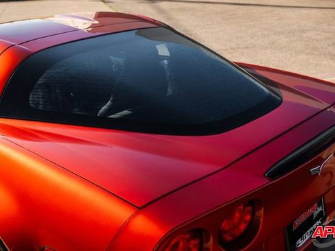 Used 2006 Chevrolet Corvette Z06 w/ Preferred Equipment Group image 25