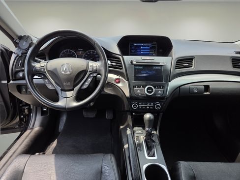 Used 2018 Acura ILX FWD image 12