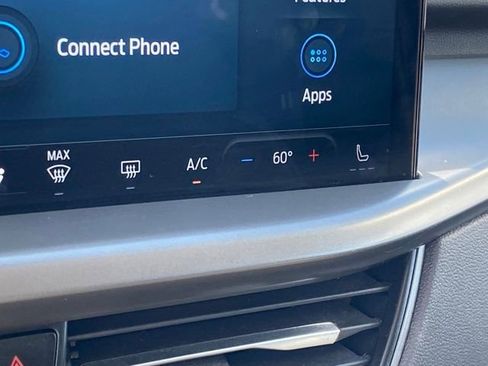 Used 2023 Ford Escape SE image 12