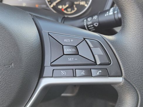Used 2023 Nissan Altima 2.5 SV AWD/4WD image 18