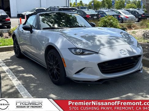 Used 2025 MAZDA MX-5 Miata Club w/ Brembo/BBS Recaro Package RWD image 8