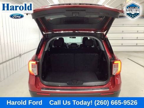 Used 2021 Ford Explorer Limited AWD/4WD image 6