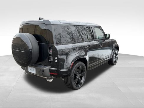 New 2025 Land Rover Defender 110 V8 image 8