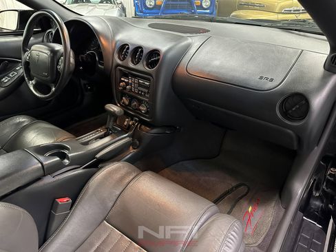 Used 1999 Pontiac Firebird Formula w/ SLP Firehawk Pkg image 34