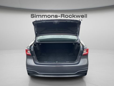 Used 2023 Subaru Legacy Premium image 10