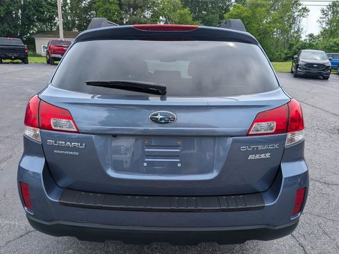 Used 2014 Subaru Outback 2.5i Limited w/ Moonroof Package AWD/4WD image 11