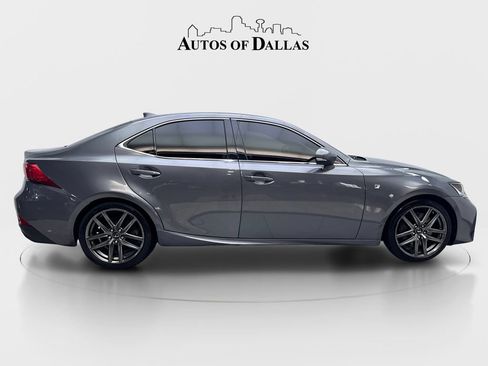 Used 2018 Lexus IS 300 F Sport w/ F Sport Package RWD image 10