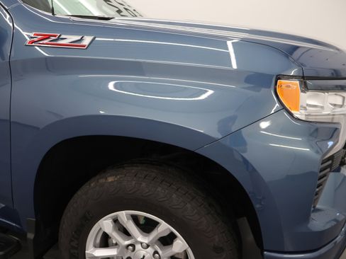 Used 2024 Chevrolet Silverado 1500 RST AWD/4WD image 23