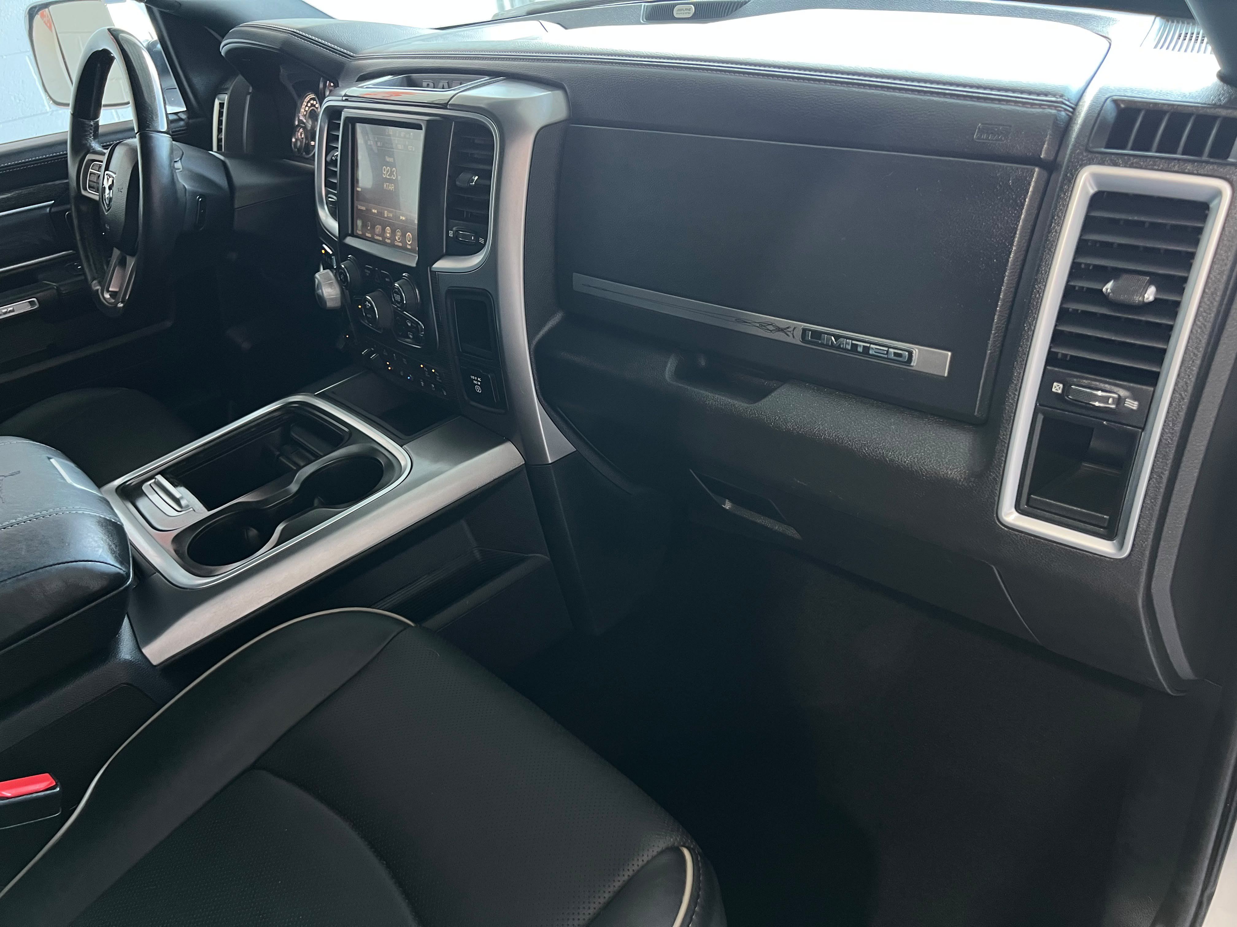 Used 2016 RAM 1500 Limited AWD/4WD image 16