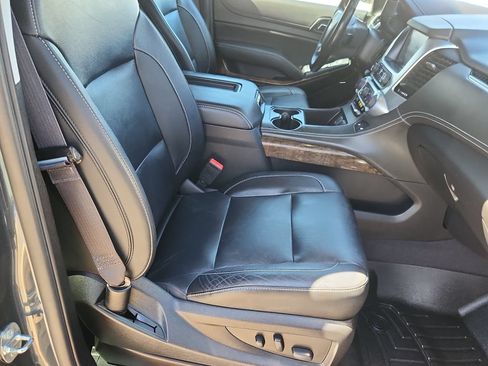 Used 2020 Chevrolet Tahoe LT AWD/4WD image 19