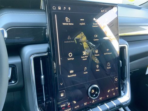 New 2026 GMC Yukon XL Elevation w/ LPO, Get Active Package image 13