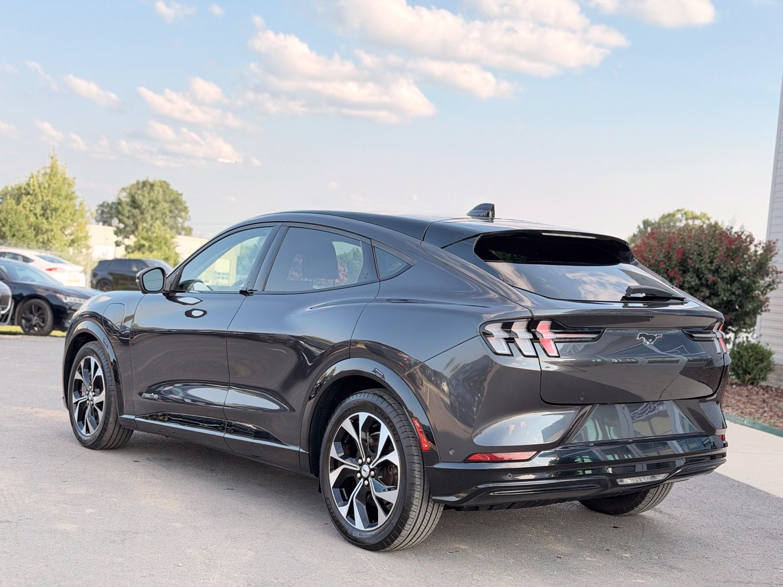 Used 2021 Ford Mustang Mach-E Premium AWD/4WD image 16