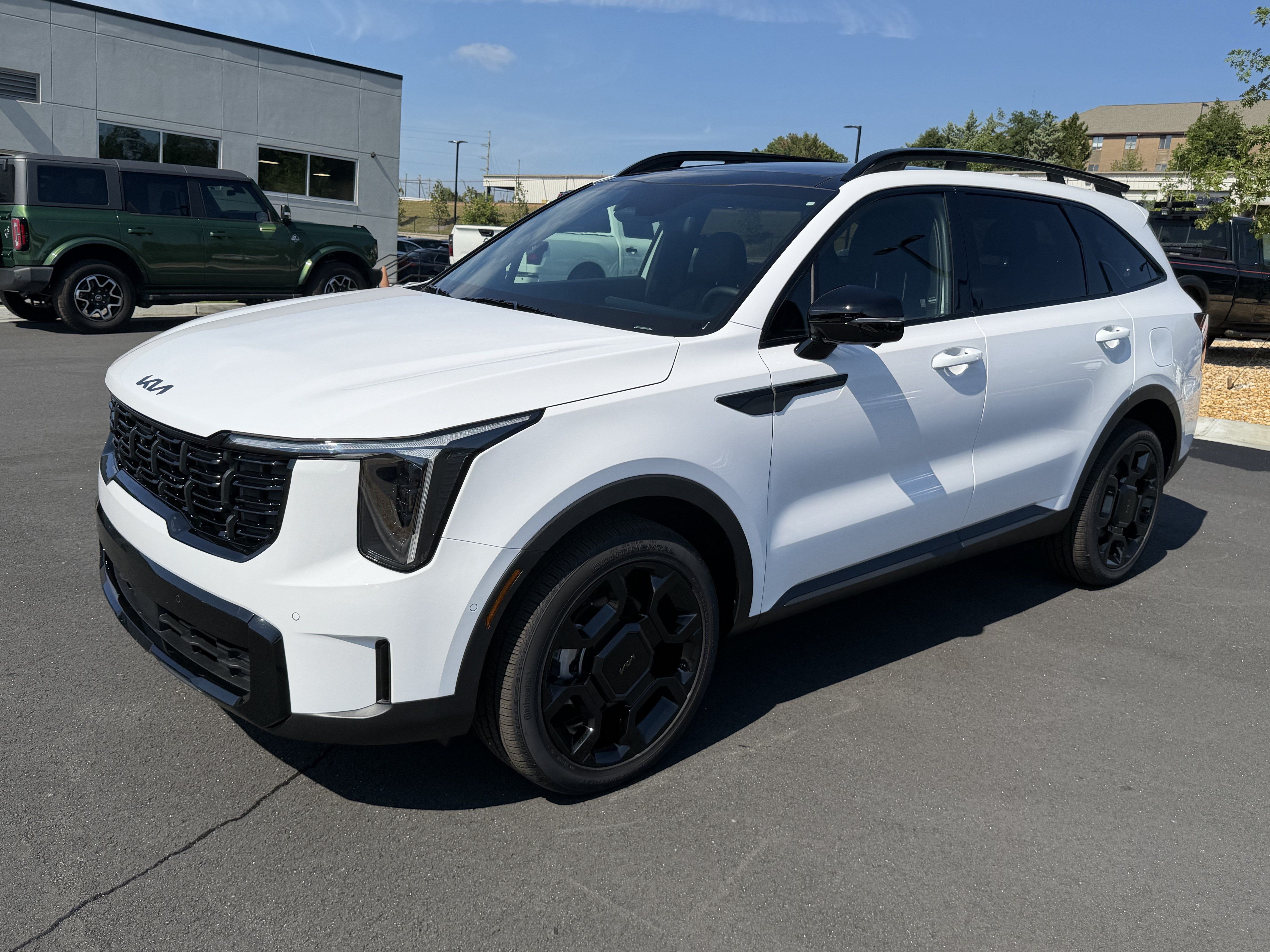 Certified 2026 Kia Sorento SX AWD/4WD image 3