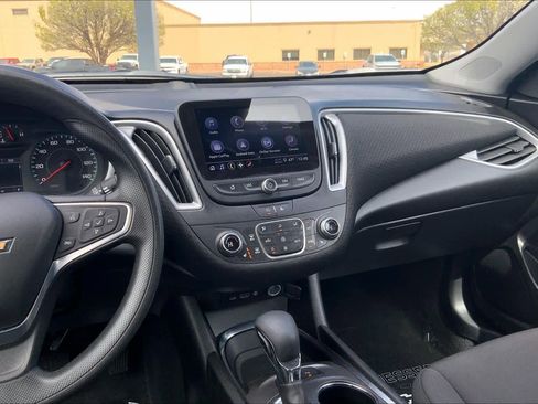 Used 2024 Chevrolet Malibu LT image 7