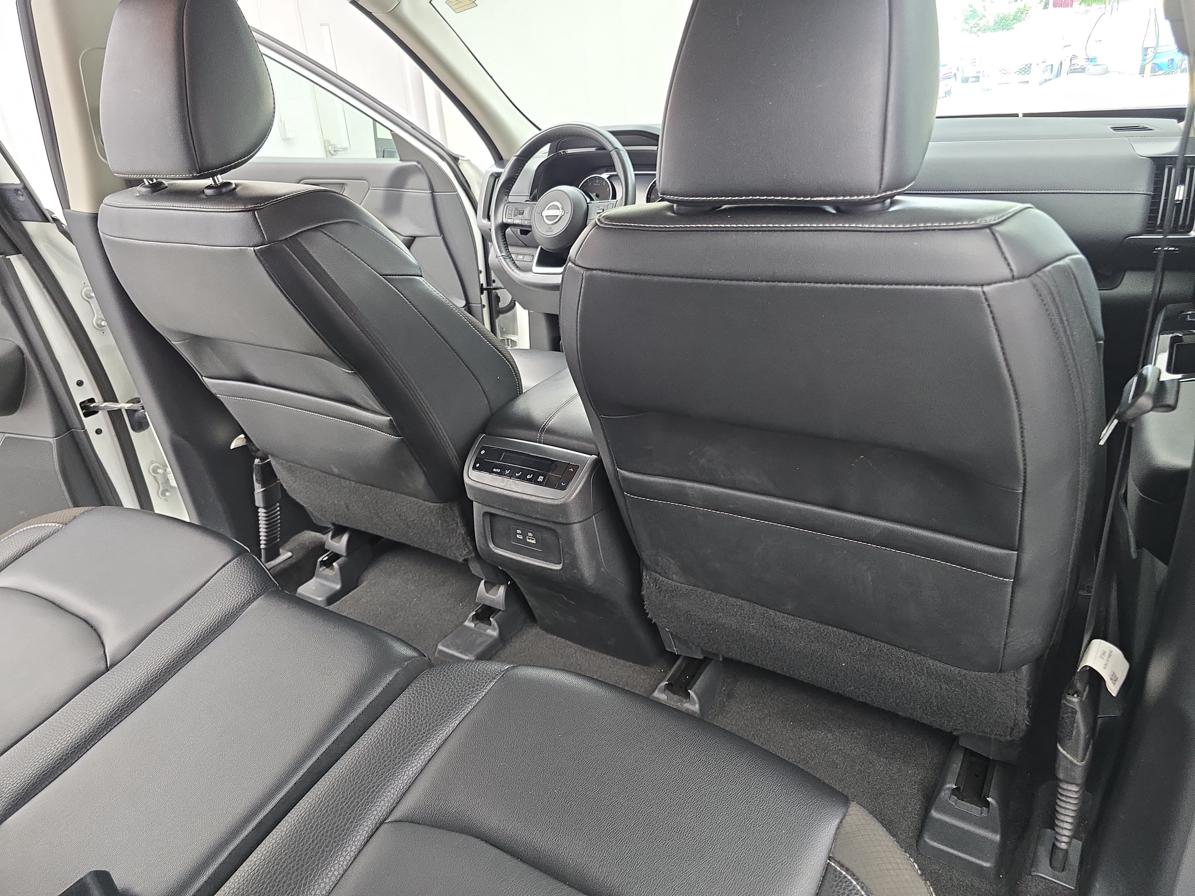 Certified 2023 Nissan Pathfinder SL AWD/4WD image 11