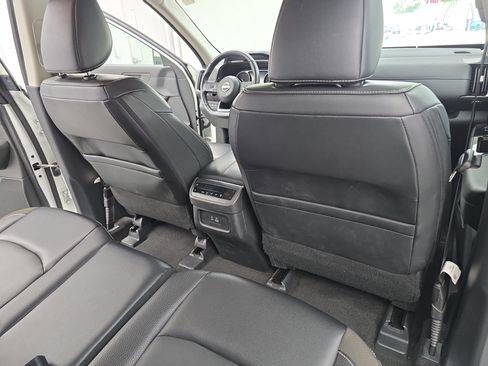 Certified 2023 Nissan Pathfinder SL AWD/4WD image 11