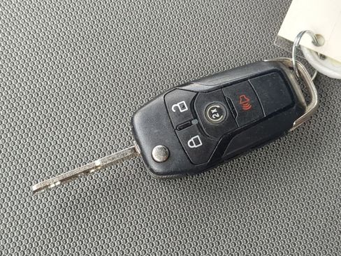 Used 2016 Ford F150 XLT w/ Equipment Group 302A Luxury image 38