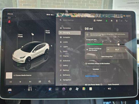 Used 2023 Tesla Model 3 Standard Range RWD image 46