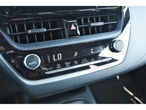 Used 2026 Toyota Corolla SE FWD image 26