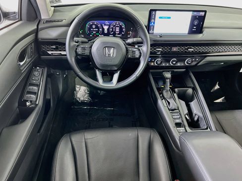 Used 2024 Honda Accord Touring image 22