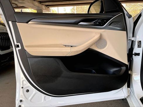 Used 2023 BMW X4 xDrive30i w/ M Sport Package image 21