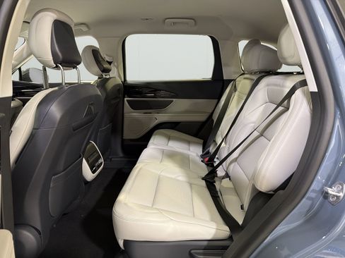 New 2026 Lincoln Nautilus Premier AWD/4WD image 24