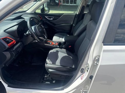 Used 2019 Subaru Forester Sport AWD/4WD image 9