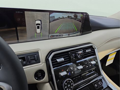 New 2026 Nissan Armada Platinum Reserve w/ Convenience Package image 18