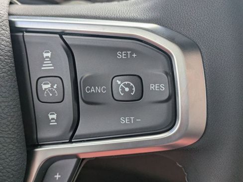 New 2026 RAM 2500 Big Horn AWD/4WD image 25