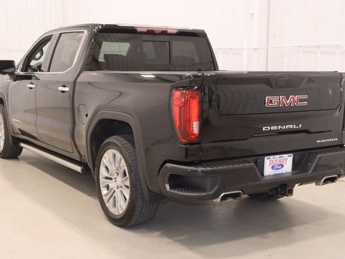 Used 2022 GMC Sierra 1500 Denali w/ Denali Reserve Package image 8