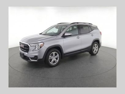Used 2024 GMC Terrain SLE w/ Driver Convenience Package