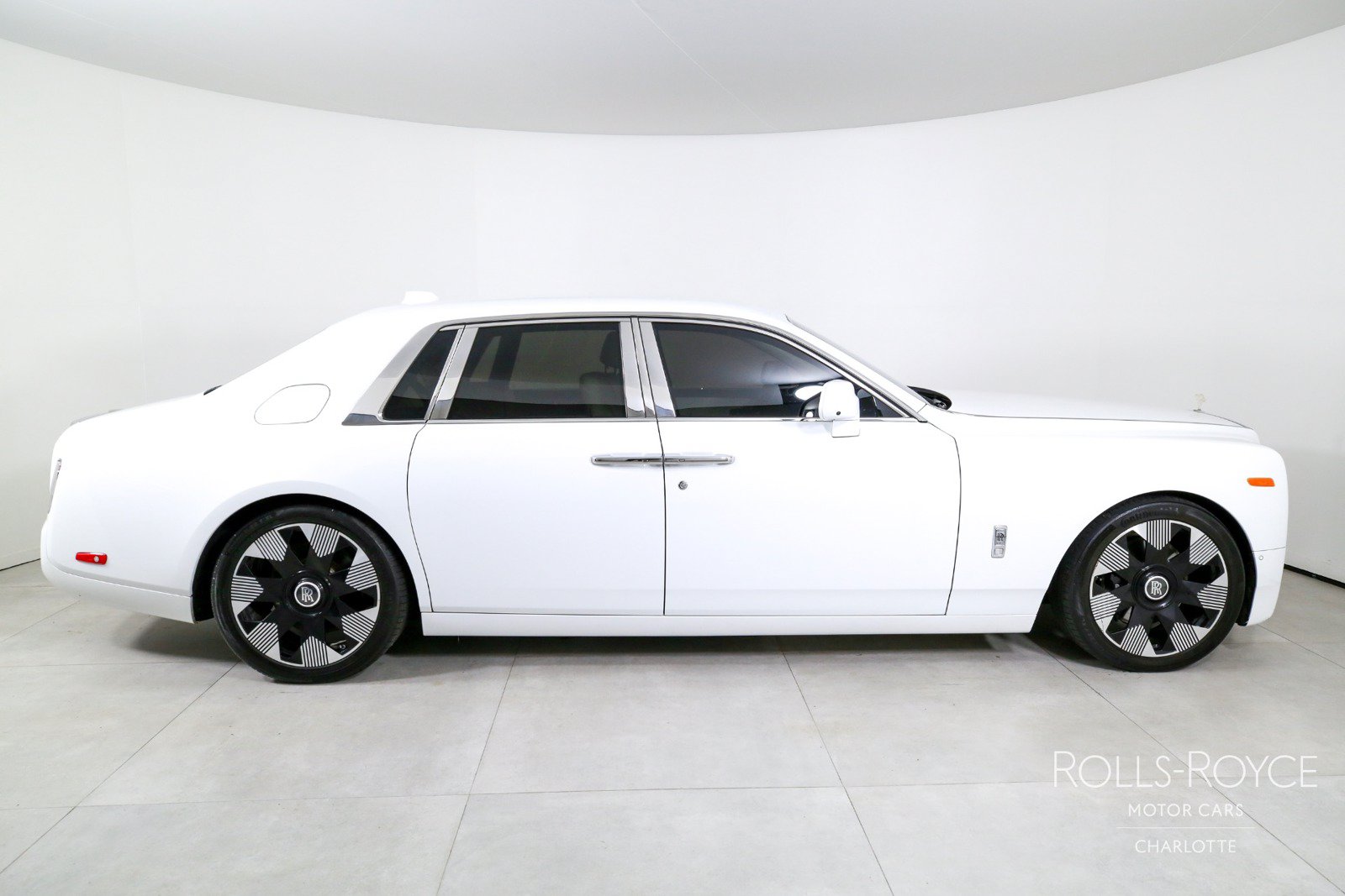 Certified 2024 Rolls-Royce Phantom Sedan RWD image 10