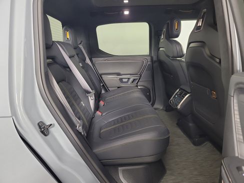 Used 2024 Rivian R1T Adventure AWD/4WD image 22