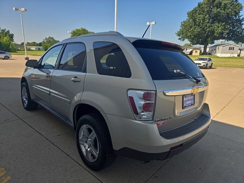 Used 2009 Chevrolet Equinox LT w/ LT Preferred Equipment Group FWD image 5