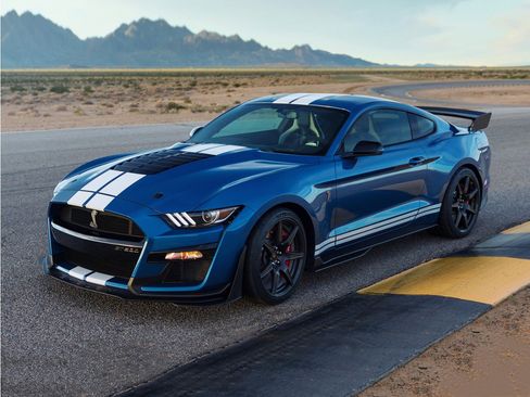 Used 2020 Ford Mustang Shelby GT500 w/ Carbon Fiber Track Pack RWD image 1