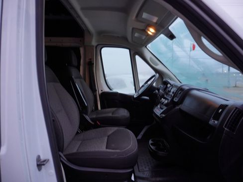 Used 2020 RAM ProMaster 2500 image 10