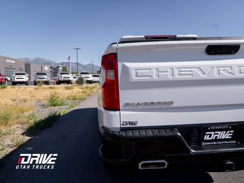 Used 2023 Chevrolet Silverado 1500 LT Trail Boss w/ Protection Package image 15