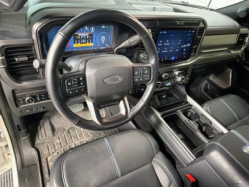 Used 2026 Ford F450 Platinum w/ FX4 Off-Road Package AWD/4WD image 4