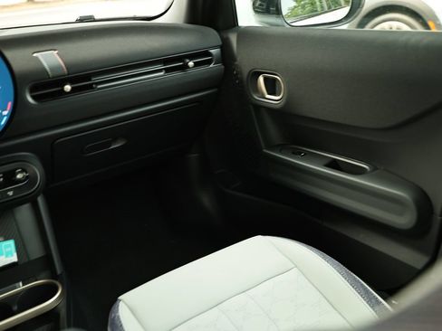 New 2026 MINI Cooper 4-Door Hardtop FWD image 30