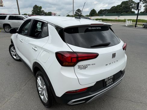 Used 2024 Buick Encore GX Preferred FWD image 17