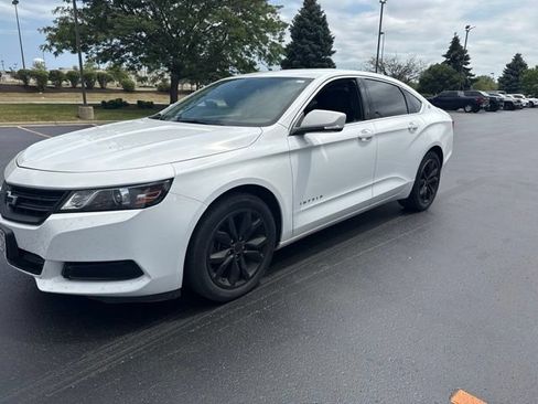 Used 2017 Chevrolet Impala LT FWD image 1