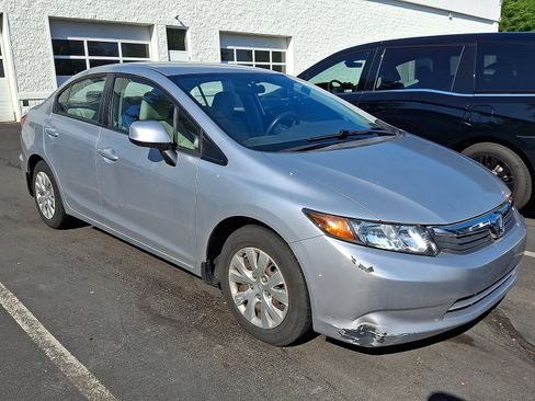 Used 2012 Honda Civic LX image 2