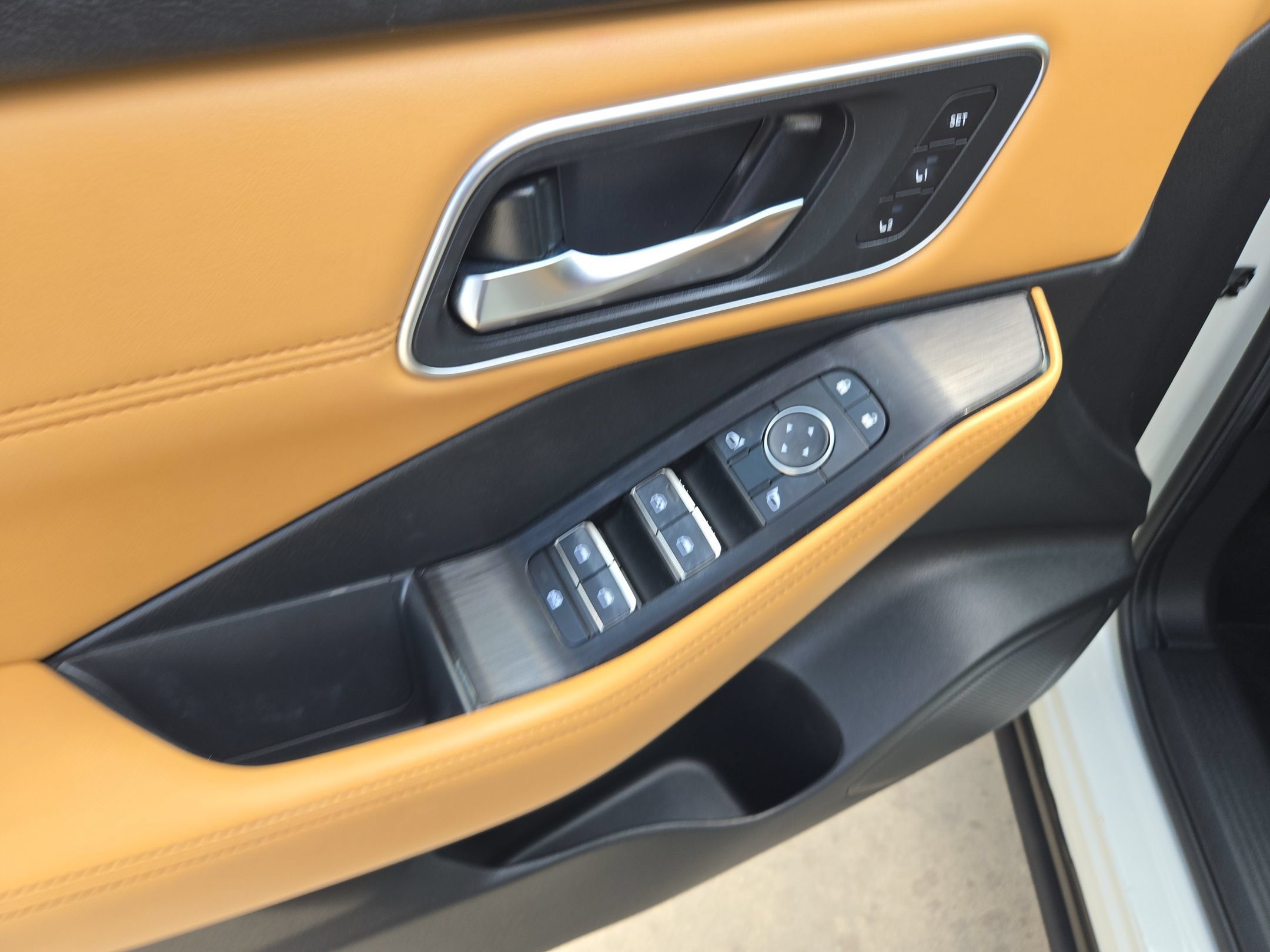 Certified 2023 Nissan Rogue Platinum AWD/4WD image 12