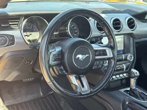 Used 2022 Ford Mustang GT w/ Equipment Group 301A image 9