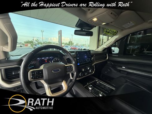 Used 2022 Ford Expedition XLT AWD/4WD image 13