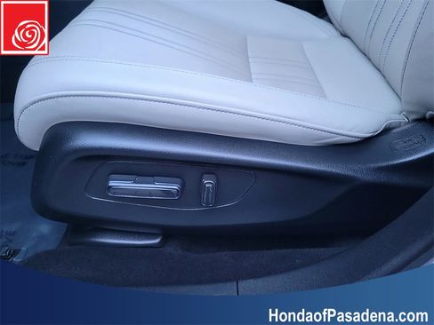 Certified 2024 Honda HR-V EX-L image 21