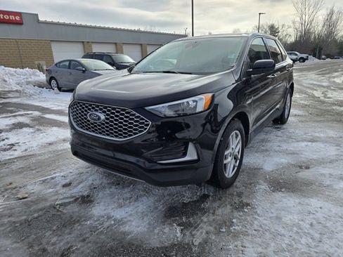 Used 2024 Ford Edge SEL image 7