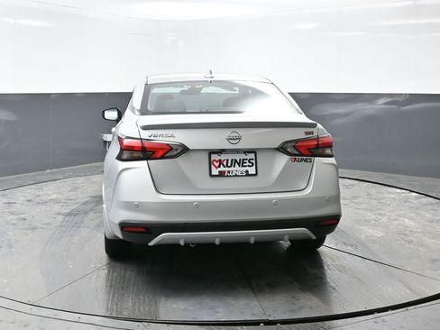 Used 2023 Nissan Versa SR w/ Trunk Package image 12