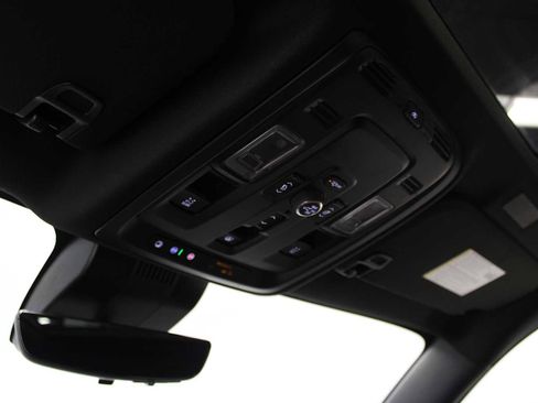 Used 2025 GMC Yukon XL Denali Ultimate w/ LPO, Floor Liner Package image 30