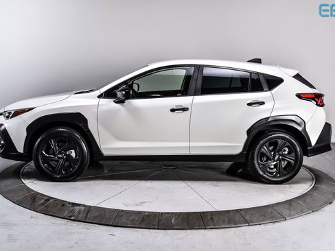 Used 2024 Subaru Crosstrek 2.0i image 3